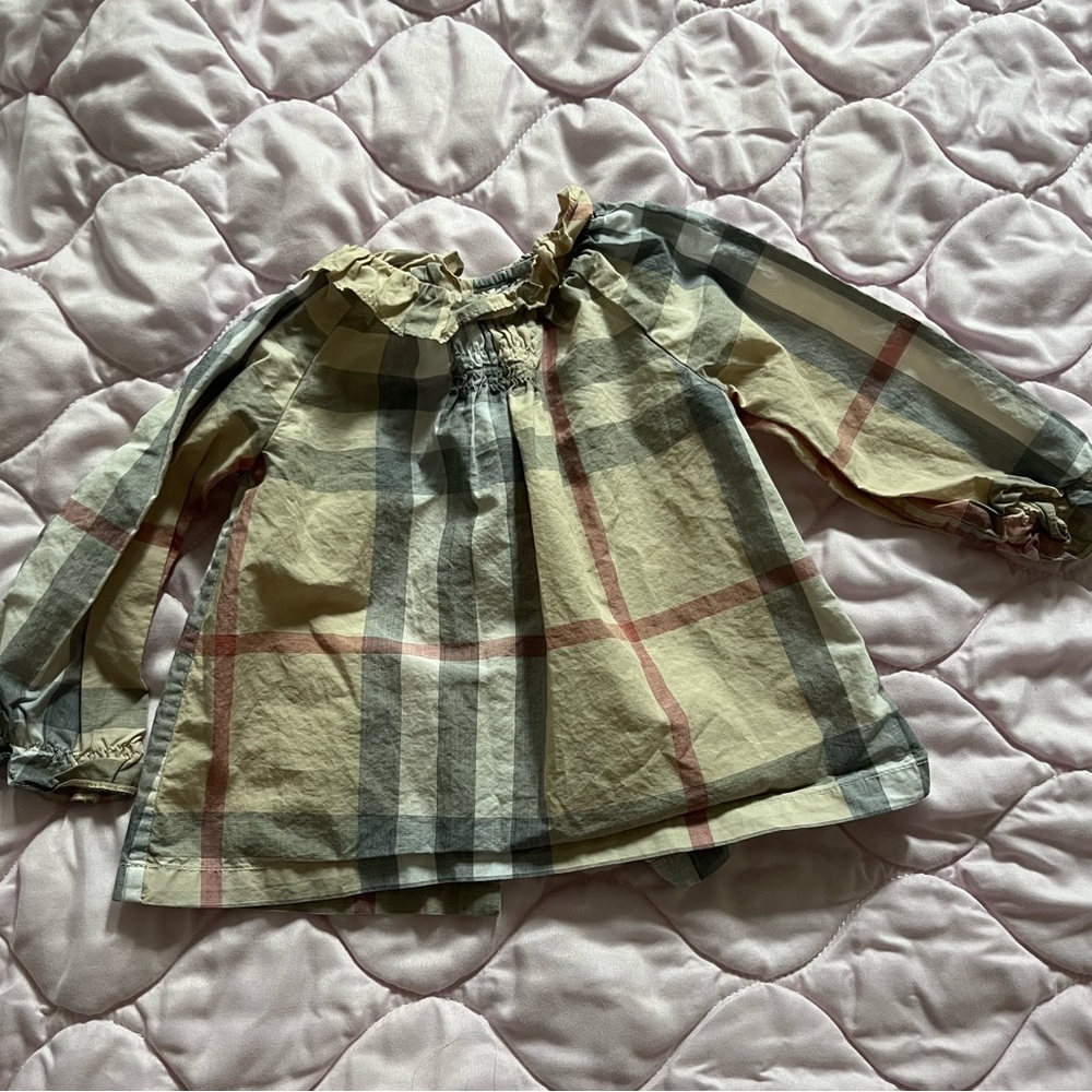 EUC Infant Burberry Long Sleeve Top